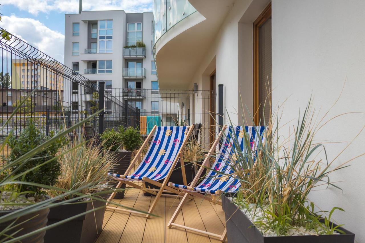 Batorego 7 Apartament With Terrace & Parking Downtown Gdynia By Renters المظهر الخارجي الصورة