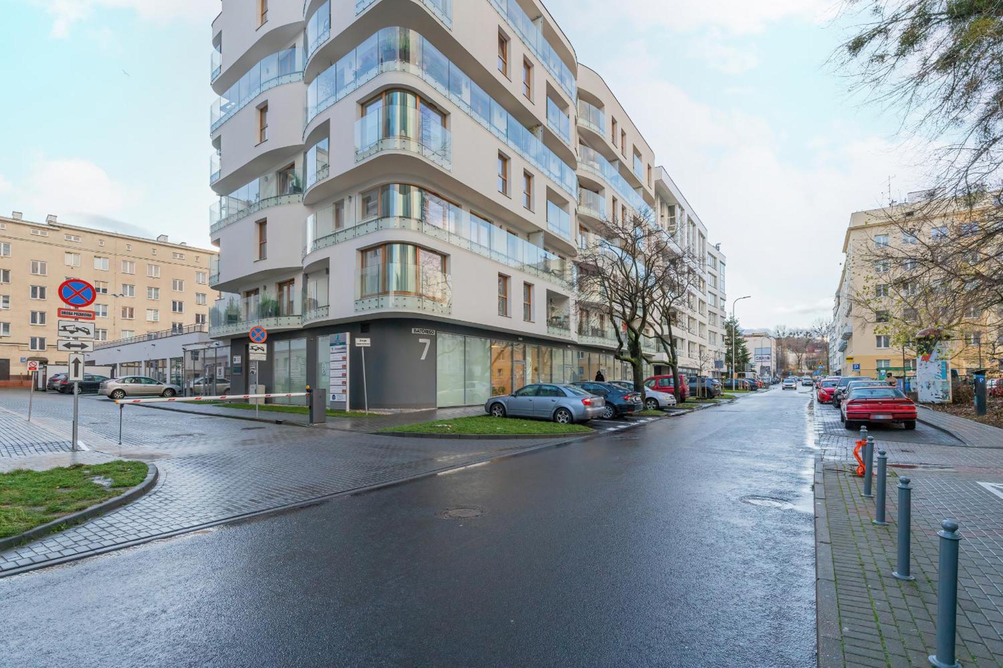 Batorego 7 Apartament With Terrace & Parking Downtown Gdynia By Renters المظهر الخارجي الصورة