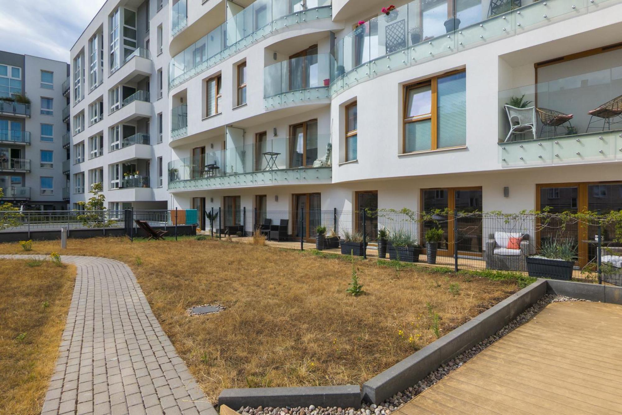 Batorego 7 Apartament With Terrace & Parking Downtown Gdynia By Renters المظهر الخارجي الصورة