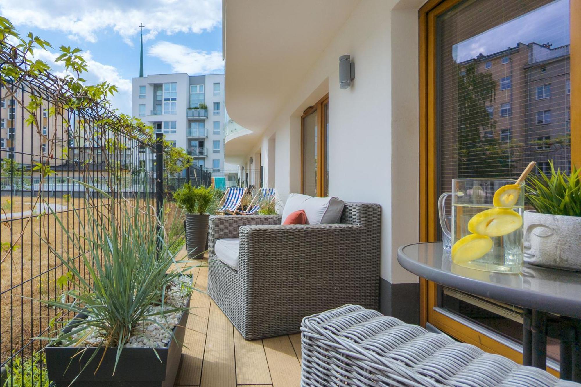Batorego 7 Apartament With Terrace & Parking Downtown Gdynia By Renters المظهر الخارجي الصورة